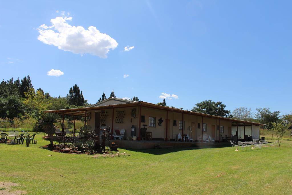 Drakensberg Bush Lodge And Backpackers Winterton Exteriör bild