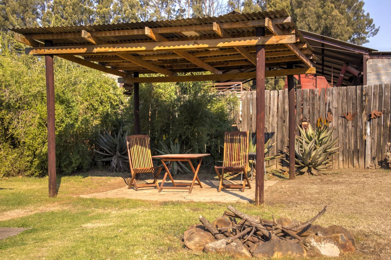 Drakensberg Bush Lodge And Backpackers Winterton Exteriör bild